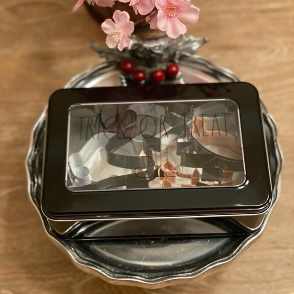 Rae Dunn Cookie Set